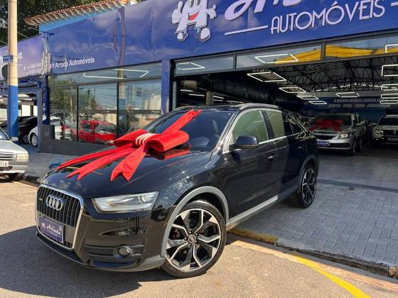 AUDI Q3 2.0 TFSI AMBIENTE QUATTRO 4P GASOLINA S TRONIC